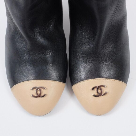 Chanel 39 US 9 ankle boots shoes CC logo beige toecap ankle strap 2007 - Picture 8 of 11